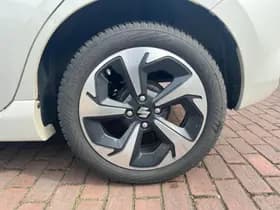 Suzuki Swift thumbnail 9