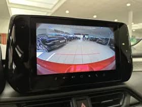 Suzuki Swift thumbnail 12