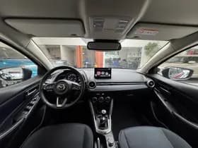 Mazda 2 thumbnail 32