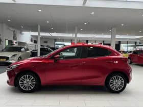 Mazda 2 thumbnail 7