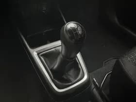 Suzuki Swift thumbnail 16