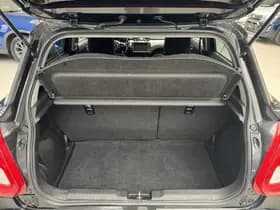 Suzuki Swift thumbnail 8