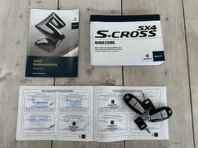 Suzuki S-CROSS thumbnail 16