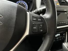 Suzuki S-CROSS thumbnail 24