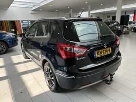 Suzuki S-CROSS thumbnail 25