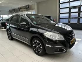 Suzuki S-CROSS thumbnail 27