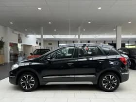 Suzuki S-CROSS thumbnail 7