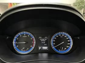 Suzuki S-CROSS thumbnail 10