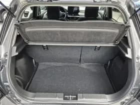 Suzuki Swift thumbnail 8