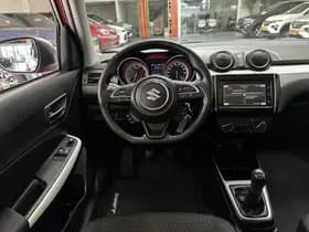 Suzuki Swift thumbnail 2