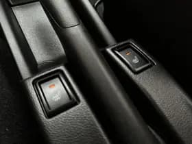 Suzuki Swift thumbnail 16