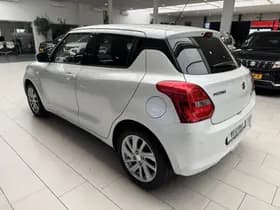 Suzuki Swift thumbnail 9