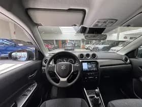Suzuki Vitara thumbnail 2
