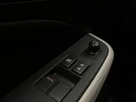 Suzuki Swift thumbnail 19