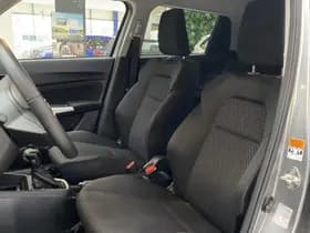 Suzuki Swift thumbnail 4