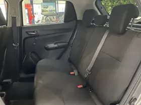 Suzuki Swift thumbnail 5