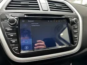 Suzuki S-CROSS thumbnail 13