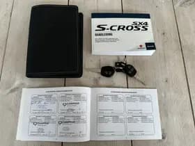Suzuki S-CROSS thumbnail 18