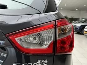 Suzuki S-CROSS thumbnail 21