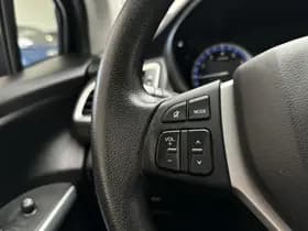 Suzuki S-CROSS thumbnail 27