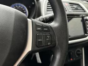Suzuki S-CROSS thumbnail 28