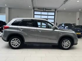 Suzuki Vitara thumbnail 9