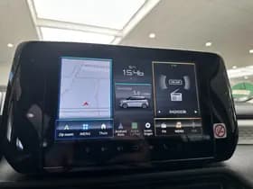 Suzuki Swift thumbnail 11