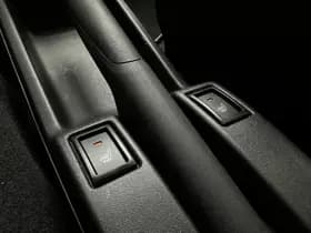 Suzuki Swift thumbnail 18