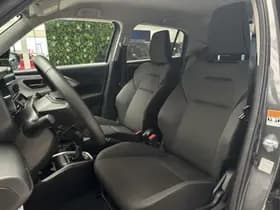 Suzuki Swift thumbnail 4