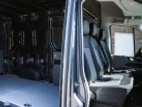 Volkswagen Crafter thumbnail 41