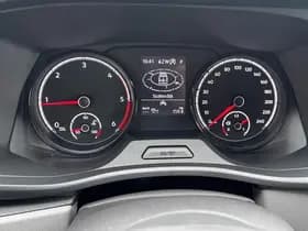 Volkswagen Caravelle thumbnail 12