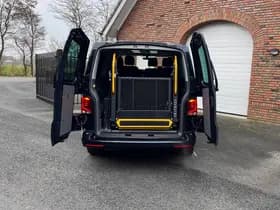 Volkswagen Caravelle thumbnail 23