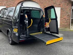 Volkswagen Caravelle thumbnail 27