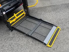 Volkswagen Caravelle thumbnail 31