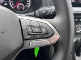 Volkswagen Caravelle thumbnail 58