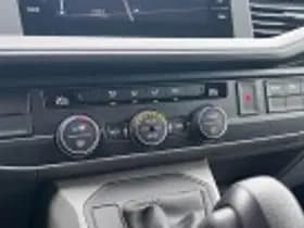 Volkswagen Caravelle thumbnail 62