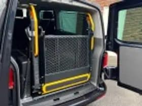 Volkswagen Caravelle thumbnail 70