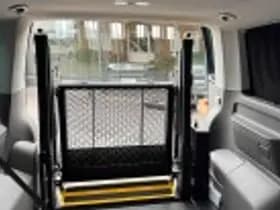 Volkswagen Caravelle thumbnail 74