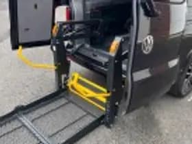 Volkswagen Caravelle thumbnail 76