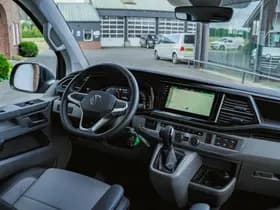 Volkswagen Caravelle thumbnail 11