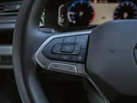 Volkswagen Caravelle thumbnail 14