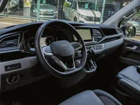 Volkswagen Caravelle thumbnail 28