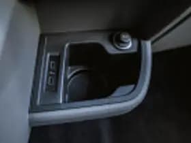 Volkswagen Caravelle thumbnail 64