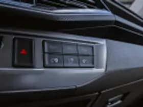 Volkswagen Caravelle thumbnail 65