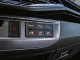 Volkswagen Caravelle thumbnail 66