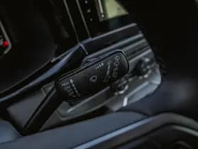 Volkswagen Caravelle thumbnail 86