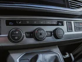 Volkswagen Caravelle thumbnail 89