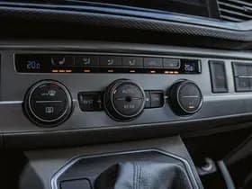 Volkswagen Caravelle thumbnail 90