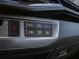 Volkswagen Caravelle thumbnail 94