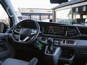 Volkswagen Caravelle thumbnail 11